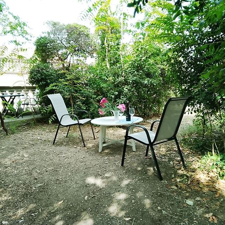 Apartamento Garden In The Center Split Exterior foto