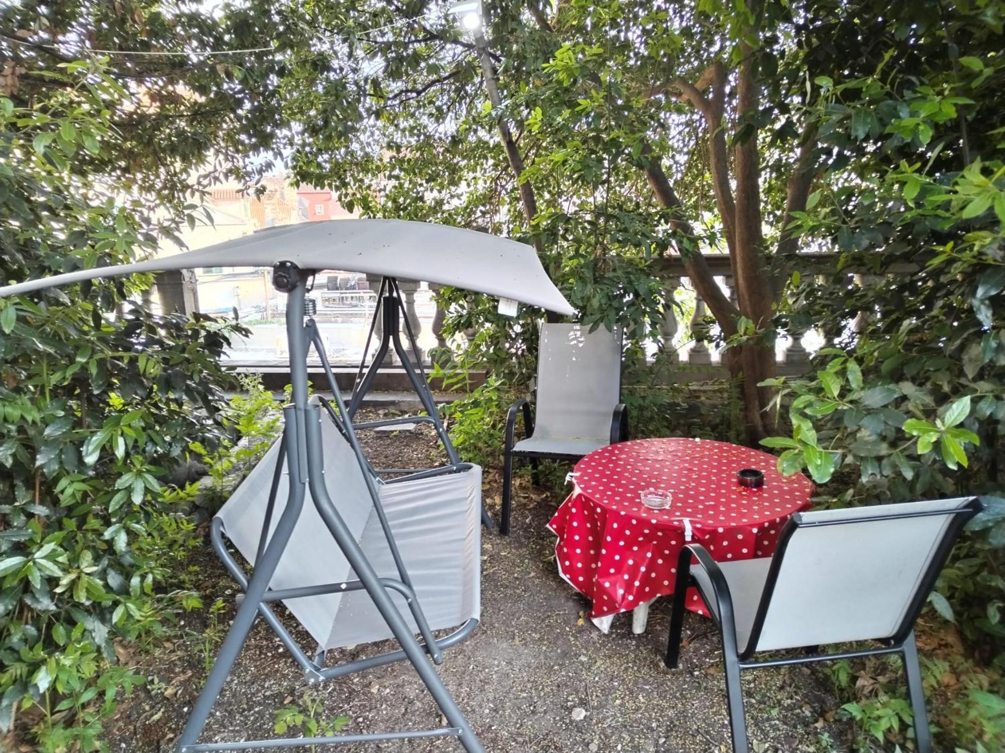 Apartamento Garden In The Center Split Habitación foto